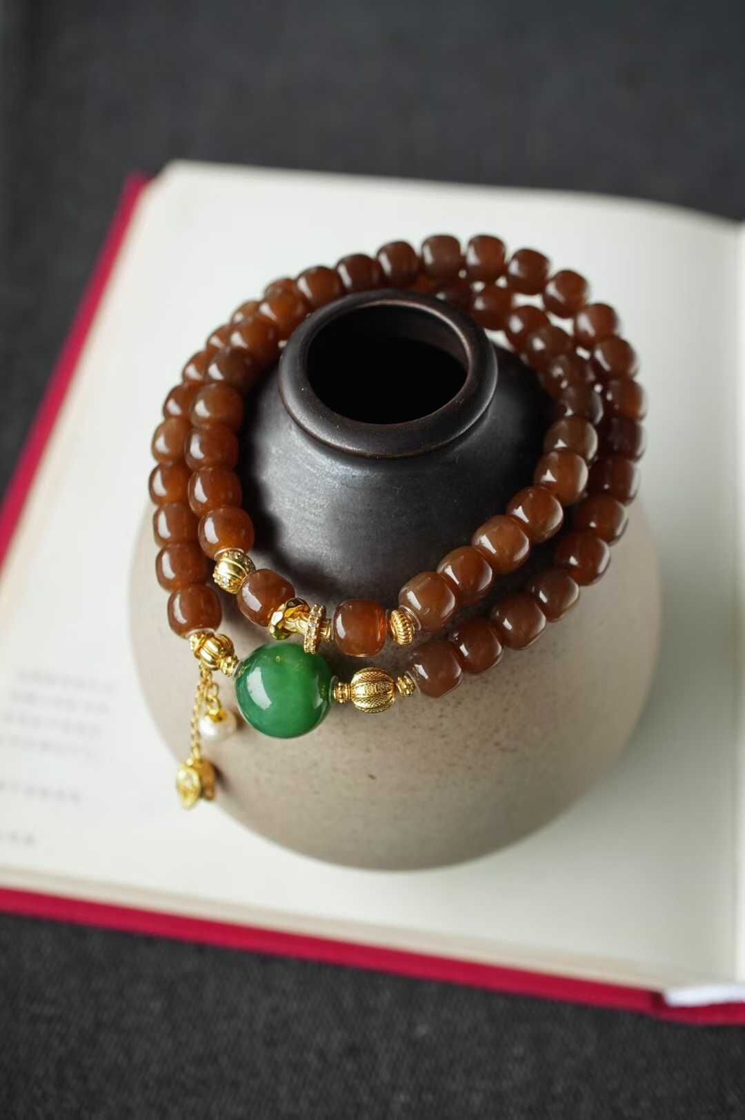 和田玉純糖焦糖老型珠手鏈 (6-7mm直徑),天然和田玉軟玉