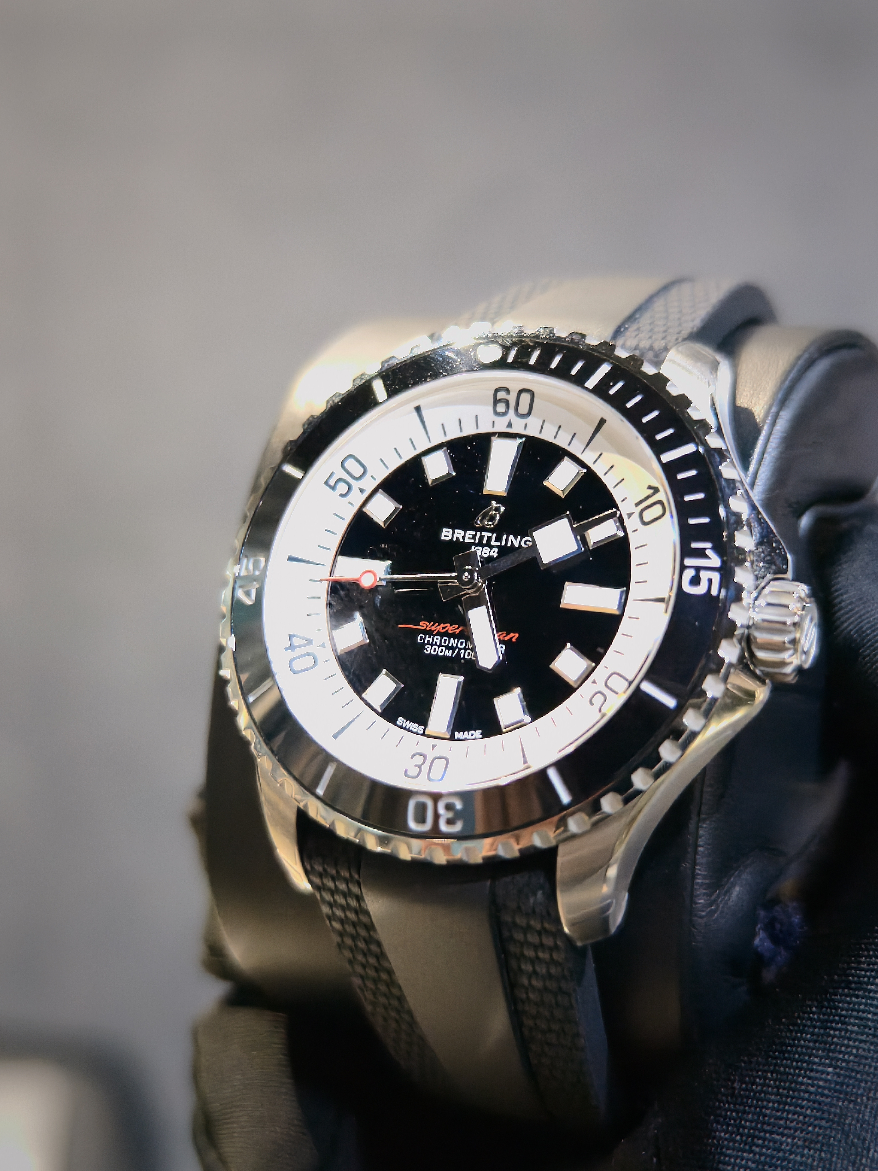 BRAND NEW BREITLING A17378211B1S1 SUPEROCEAN AUTOMATIC 46 BLACK DIAL RUBBER STRAP 46MM