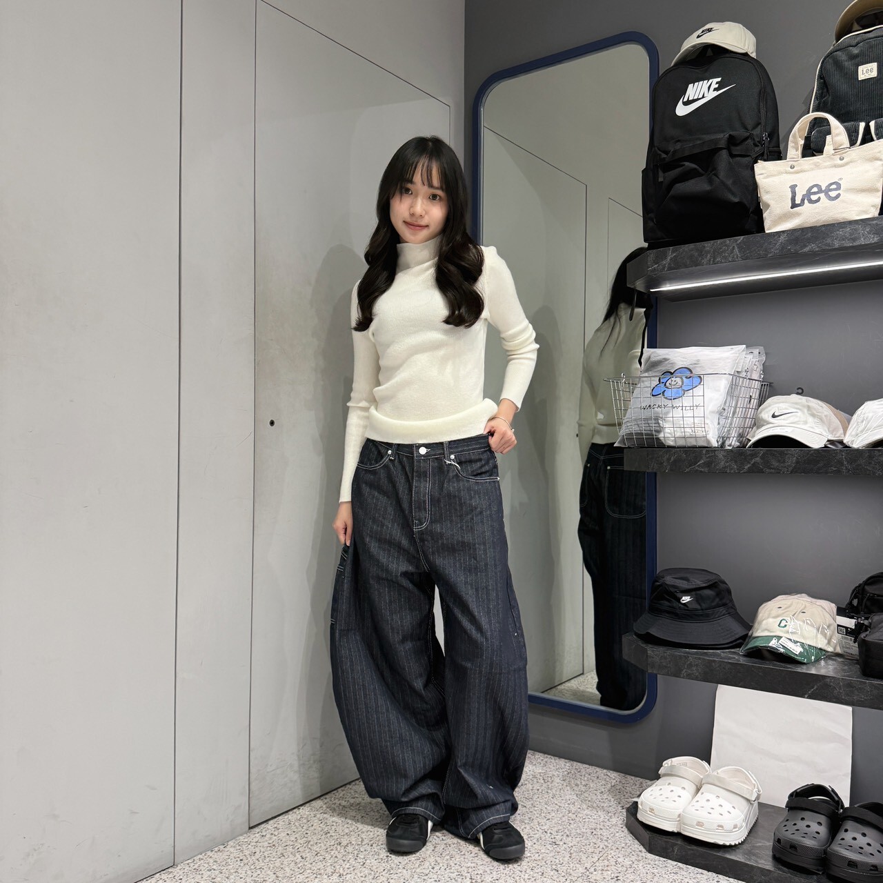 1624 條紋彎刀牛仔褲