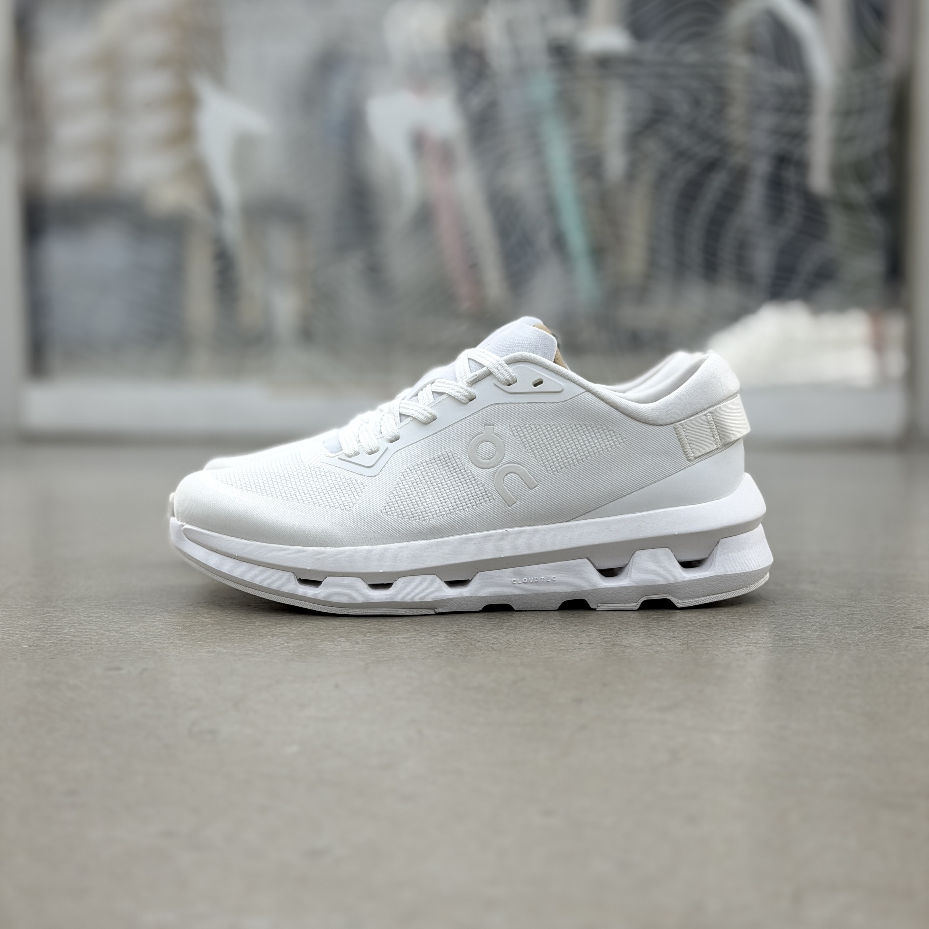 On Cloudzone W White l 3WF10071200