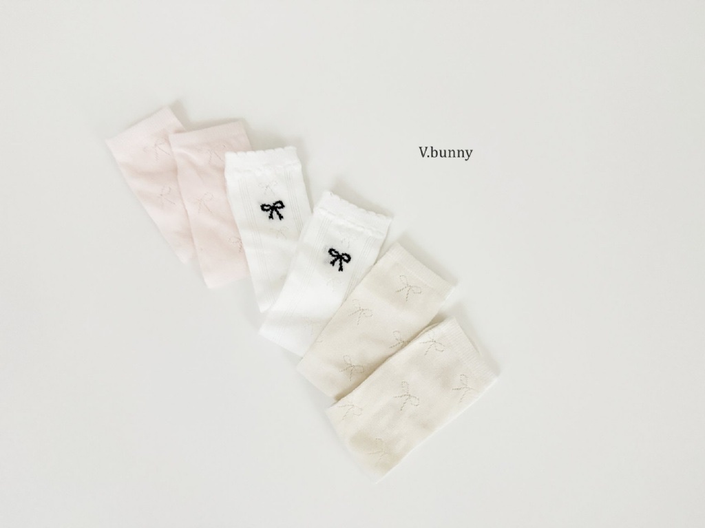 正韓春Vbunny溫柔蝴蝶結長襪組
