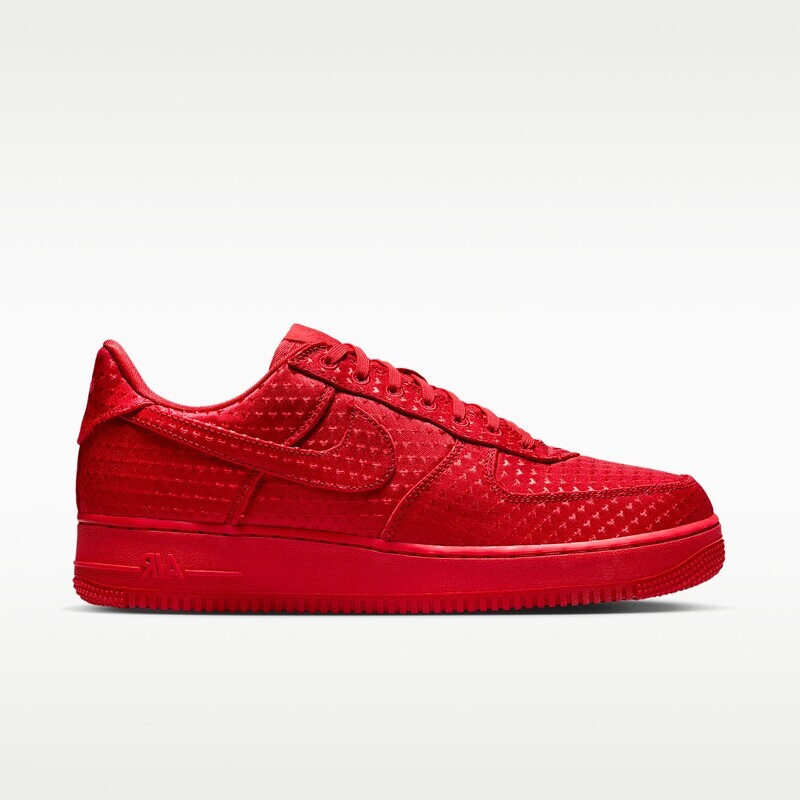 iSNEAKERS｜Nike Air Force 1 情人節愛心 2026限定 滿版心 紅色 IB6836-600 黑 IB6836-001