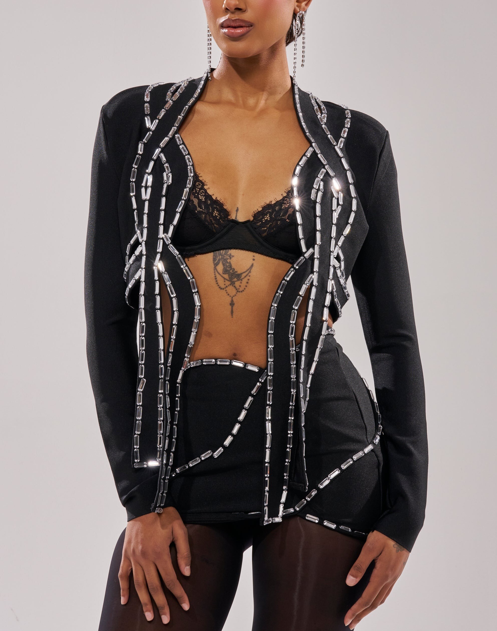 Lux Glam黑色立體寶石拐花短外套