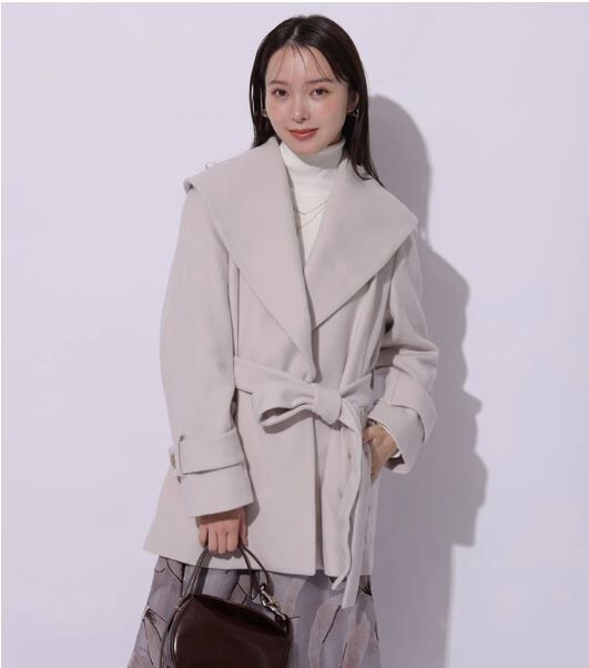 [現貨]折扣Mystrada 披肩領中長版羊毛大衣 粉米M號