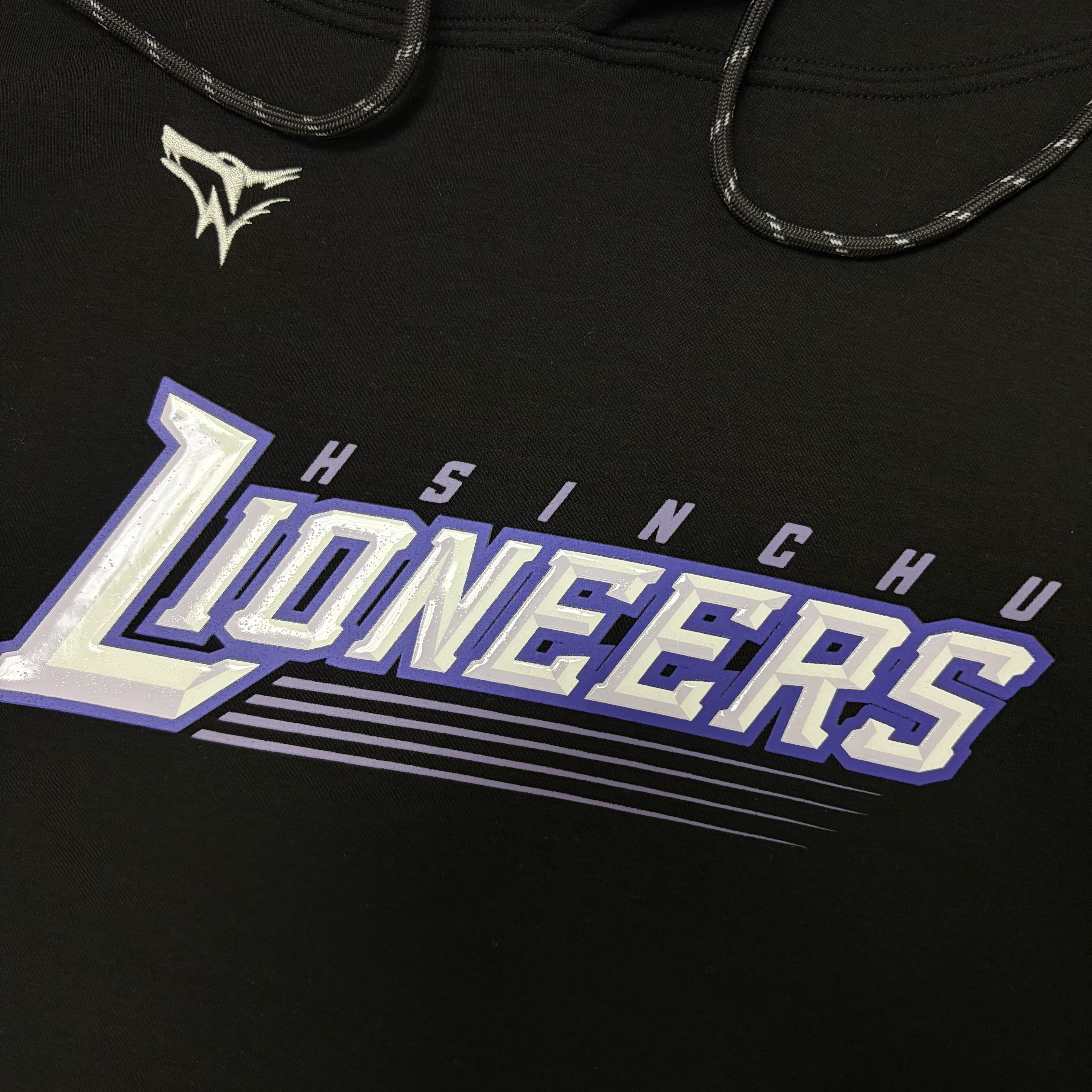 25-26 LIONEERS X TAIWOLF 長袖帽TEE