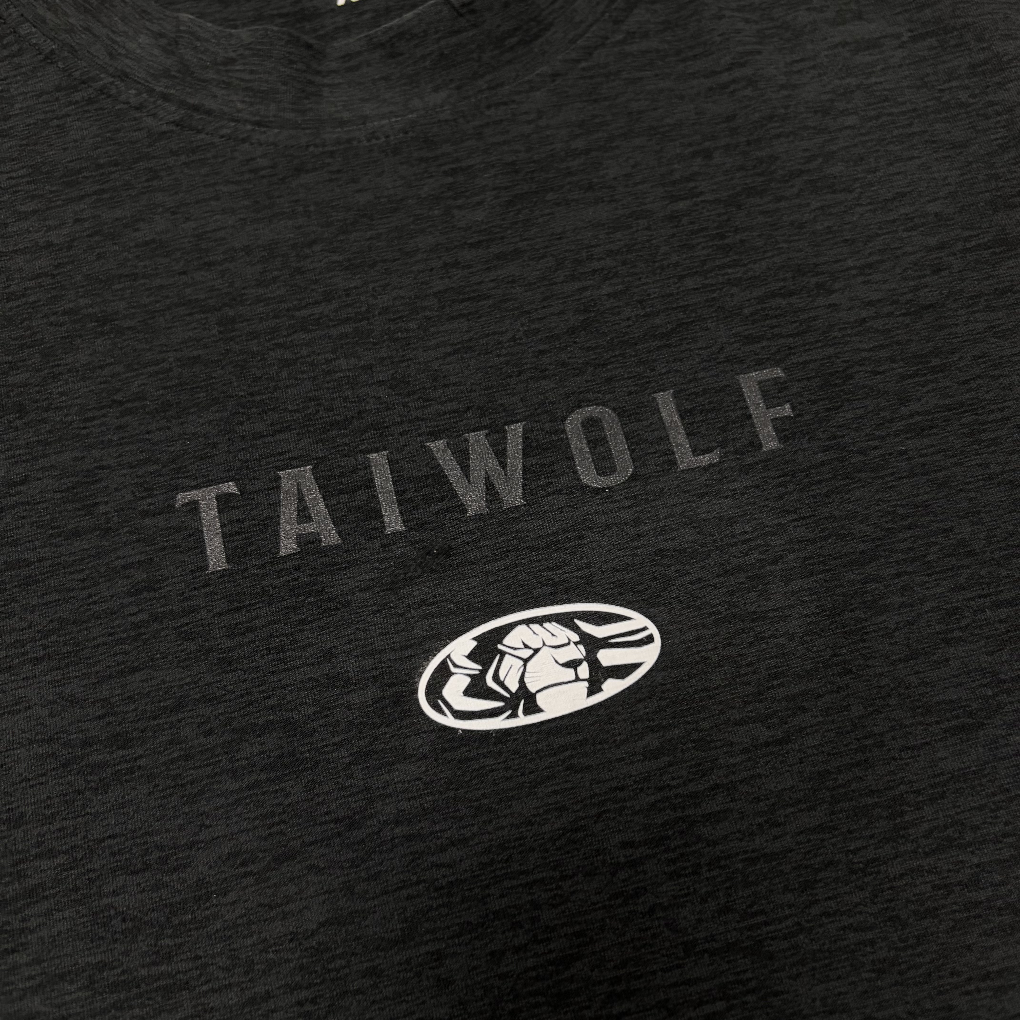25-26 LIONEERS X TAIWOLF  Air Snow-oversized短袖訓練T｜黑