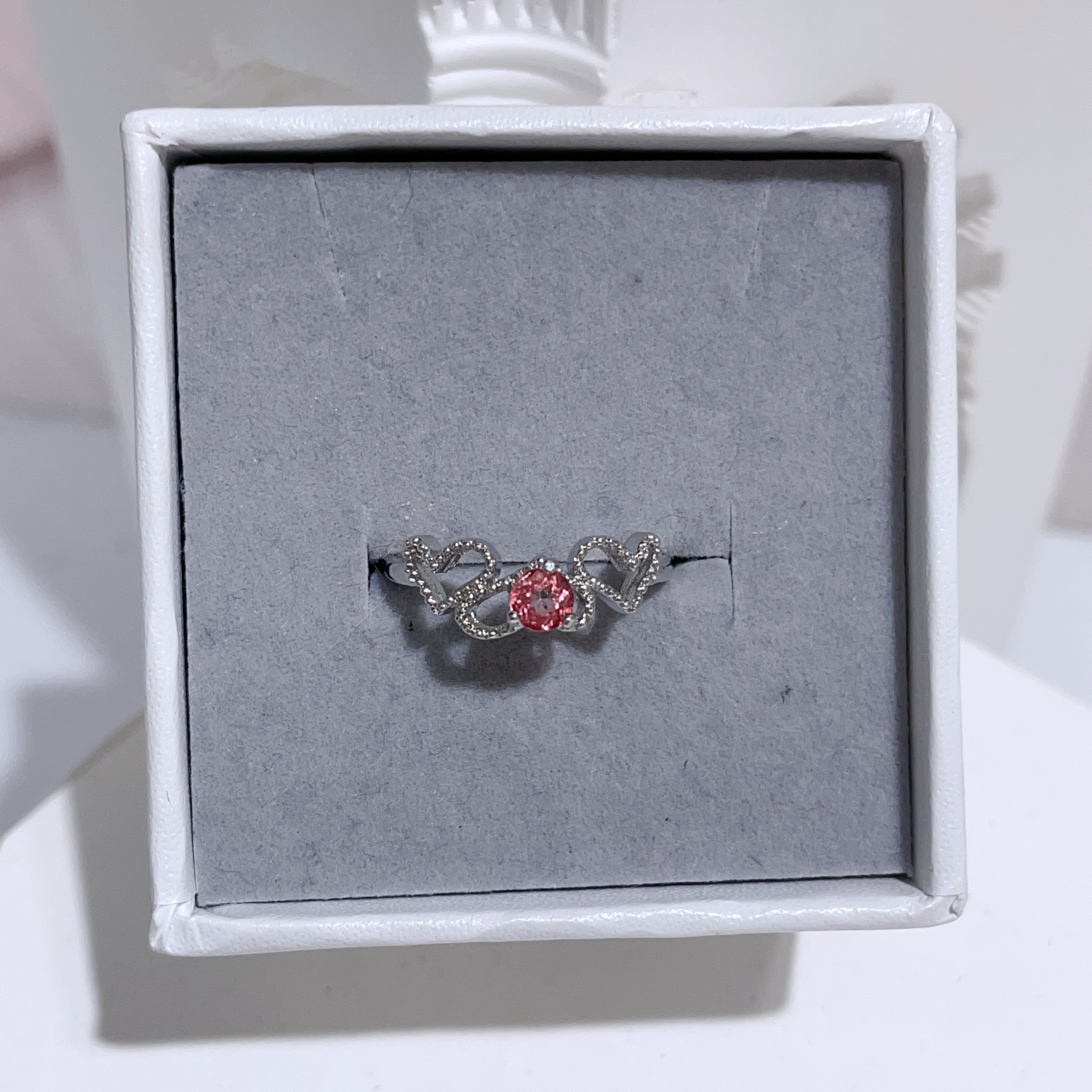 F194 粉碧壐心心戒指