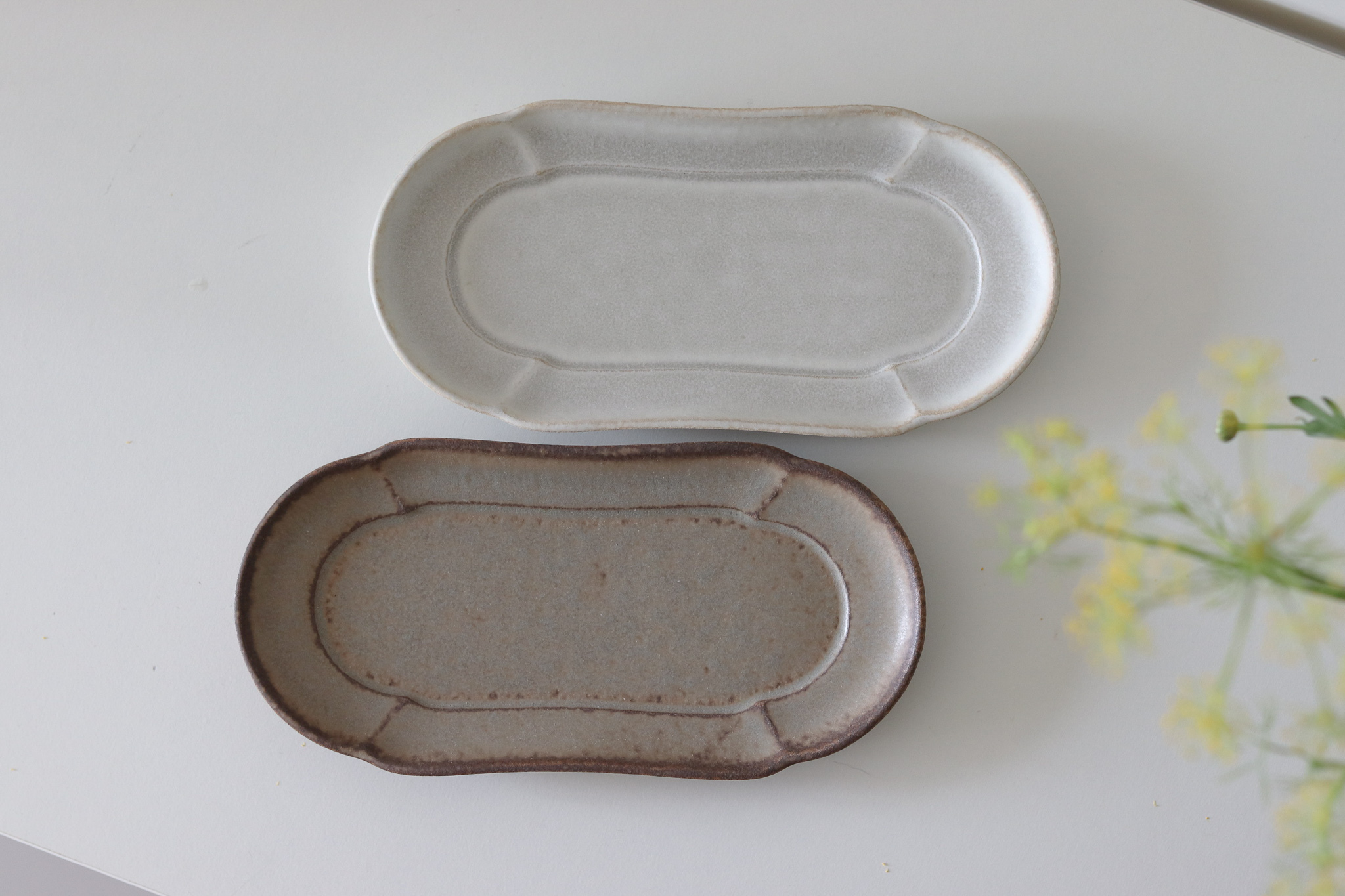 日本 美濃燒 典雅花邊 橢圓細長盤