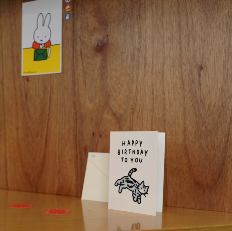 zero per zero | 生日卡片 灰色虎斑貓