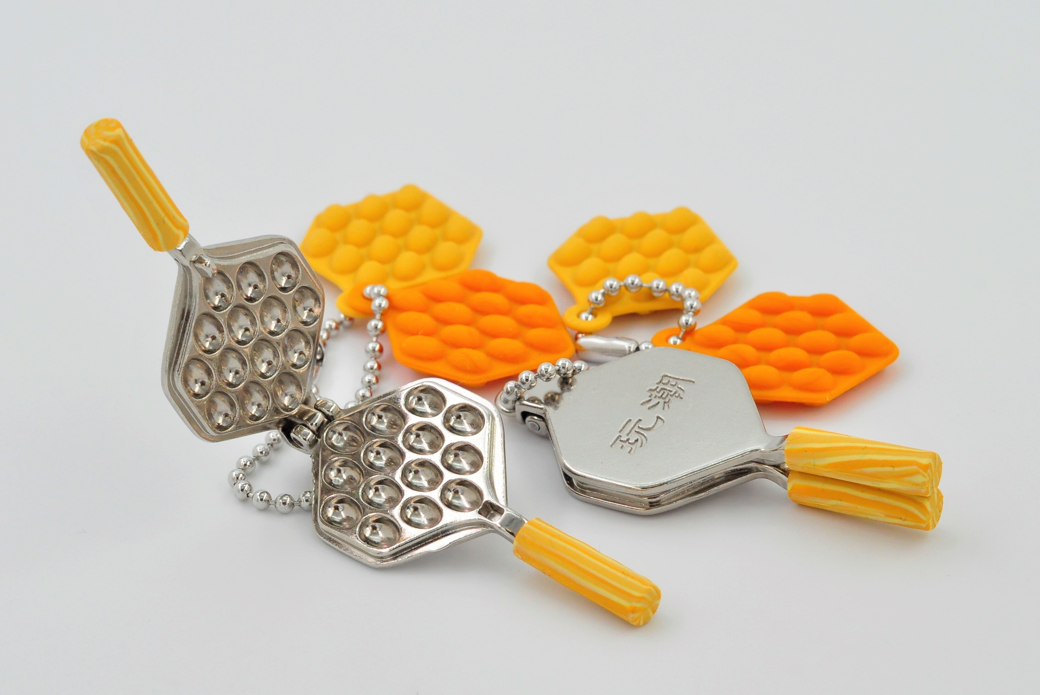 玩潮 egg waffles keyring