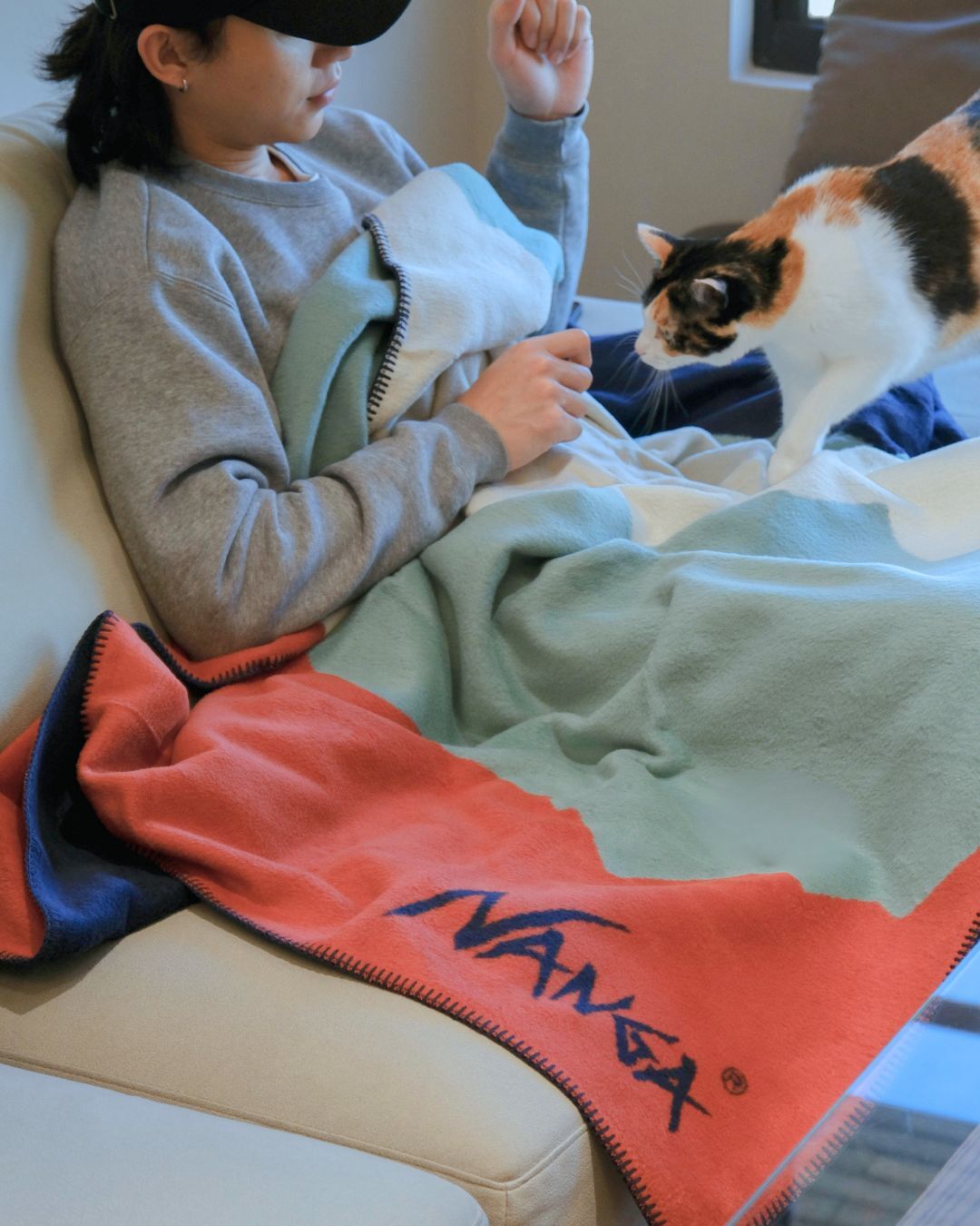 MULTI COLOR RIDGELINE COTTON BLANKET