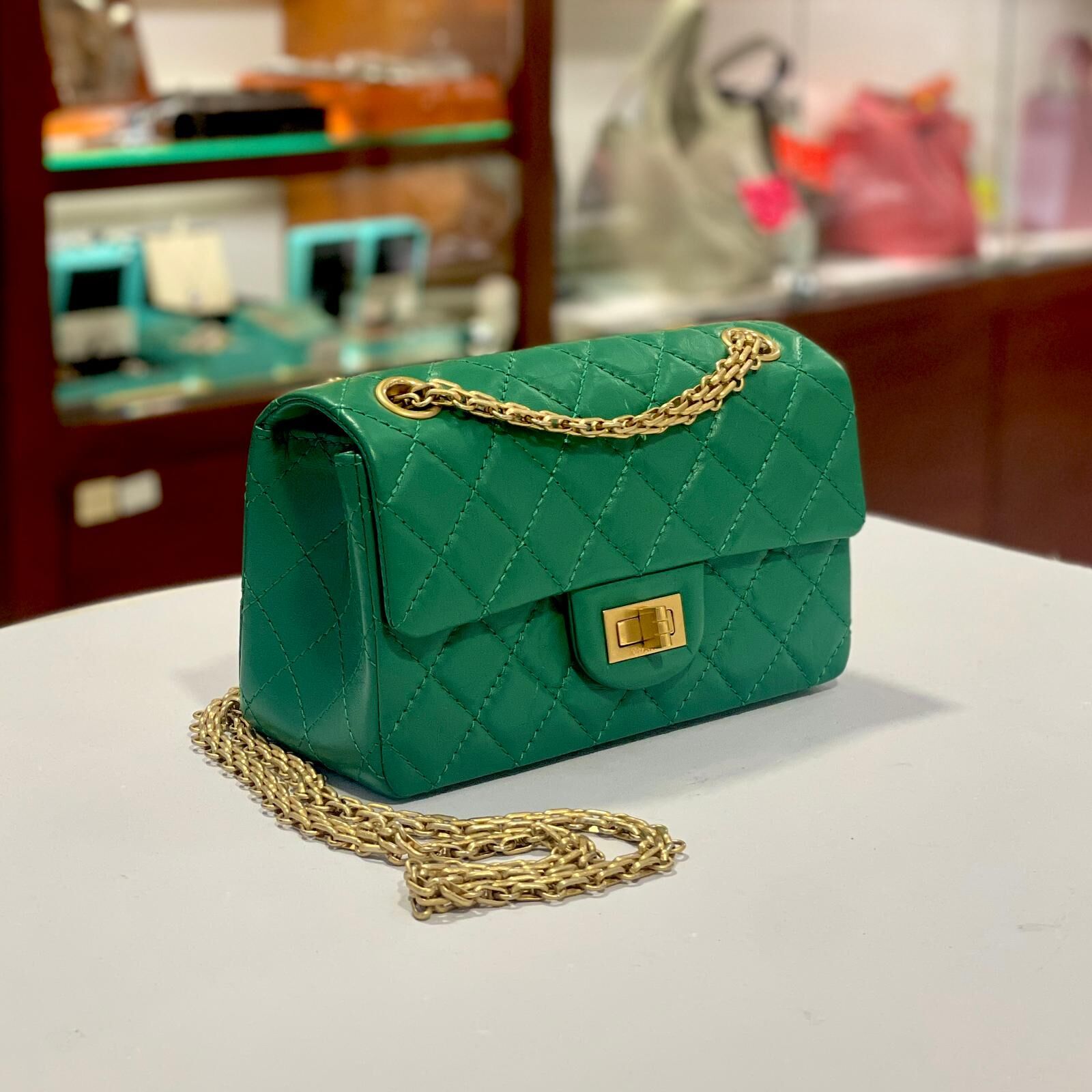 全新CHANEL MINI 2.55 AS0874 翡翠綠/菱格 皺摺小牛皮/金扣 @晶片款 #香奈兒手袋 CF2.55 #BRAND NEW #香榭站正品