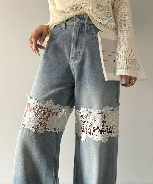日本🇯🇵連線 Mily Bilet 花卉蕾絲鏤空牛仔寬褲 蕾絲 花朵 花卉 寬褲 牛仔褲 落地褲 長褲 直筒褲 闊腿褲 3色(任買兩件711免運)/預購