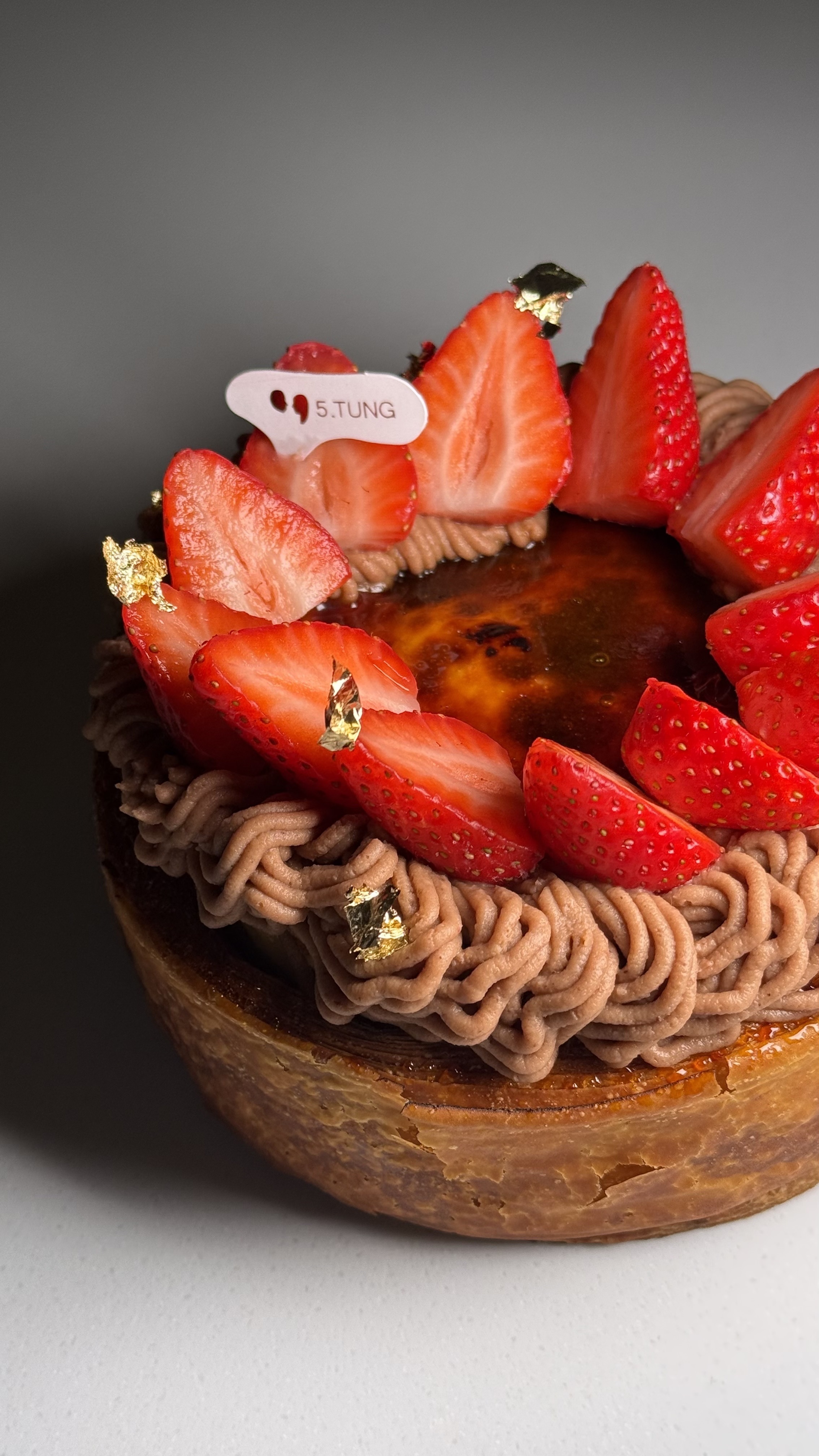 （6寸 ）來一片！草莓蒙布朗鐵觀音巴斯克FLAN「整模」