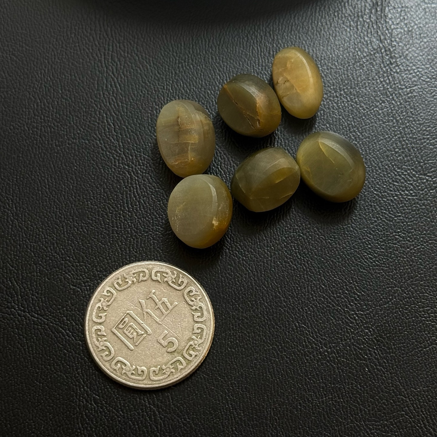 [原石] 貓眼石 水晶蛋面