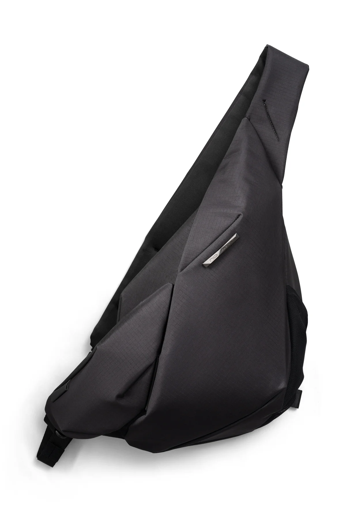 NIID Radiant II Sling Bag - Black | NII37