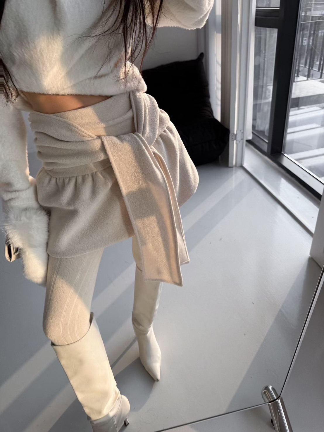 毛呢綁寬帶短裙