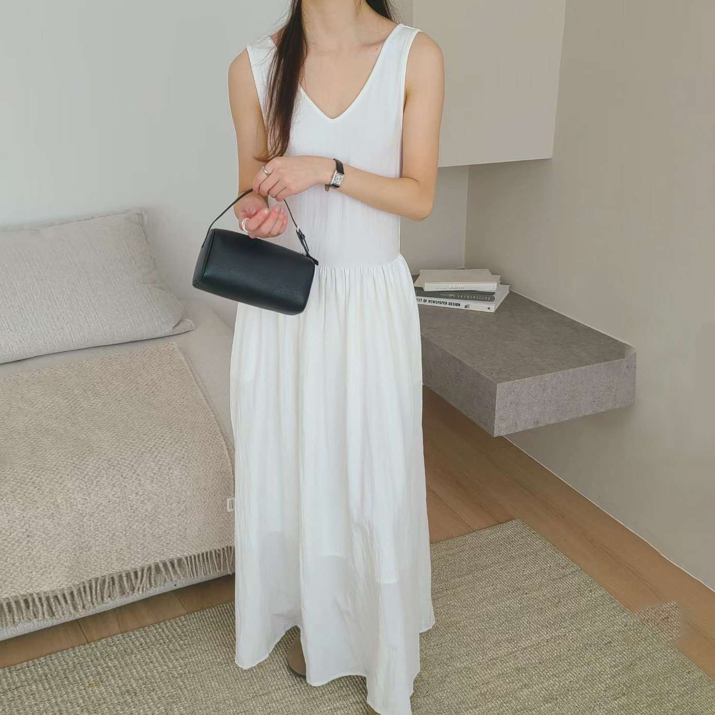 溫柔感雲朵白V領拼接背心裙長洋裝