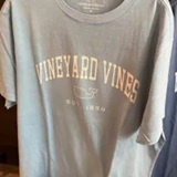 [S] VINEYARD VINES JAKE BLUE SS HERITAGE VV TEE, 1V022793-456 (SZZ928)
