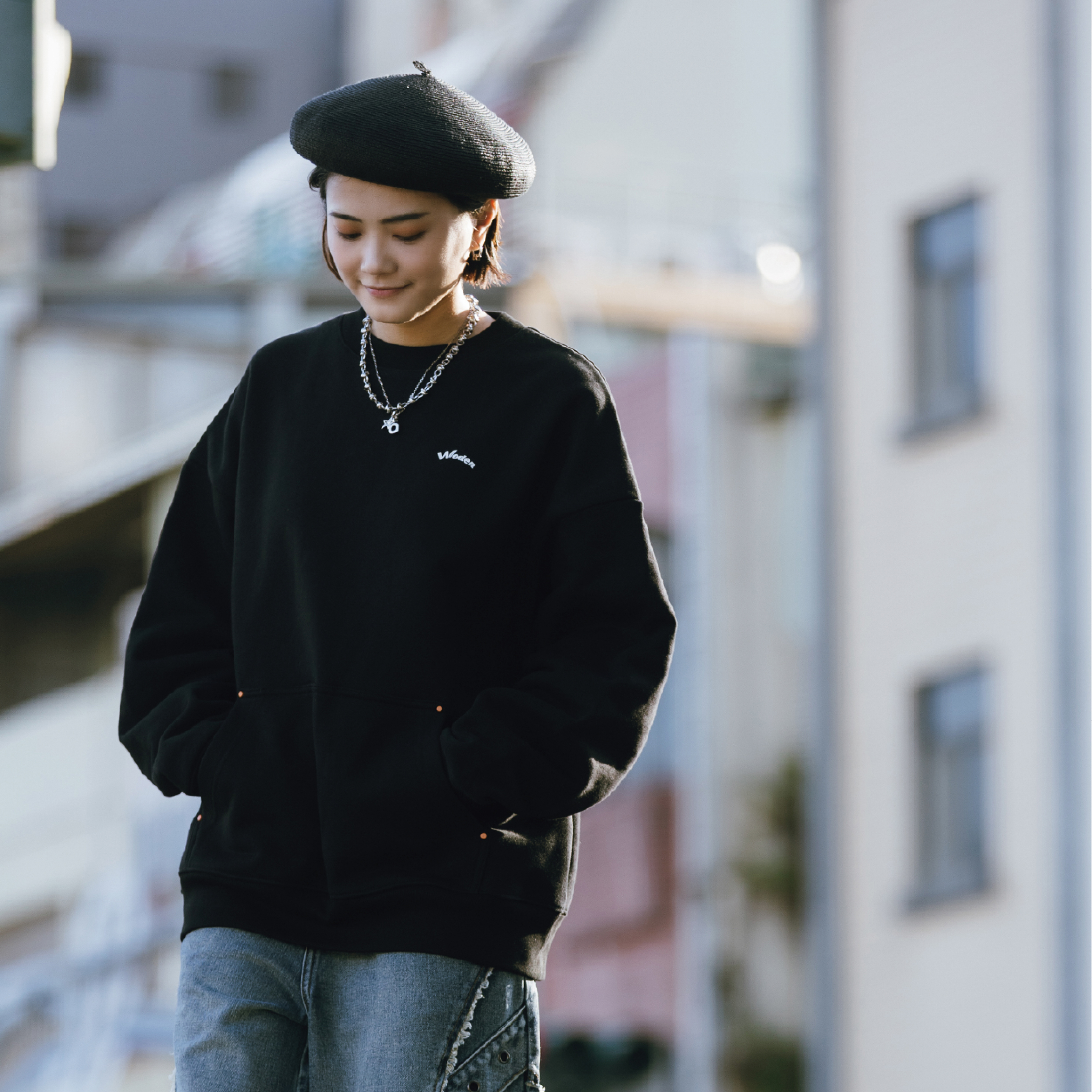 WODEN® Earth Sewatshirt 地球圖像大學Tee