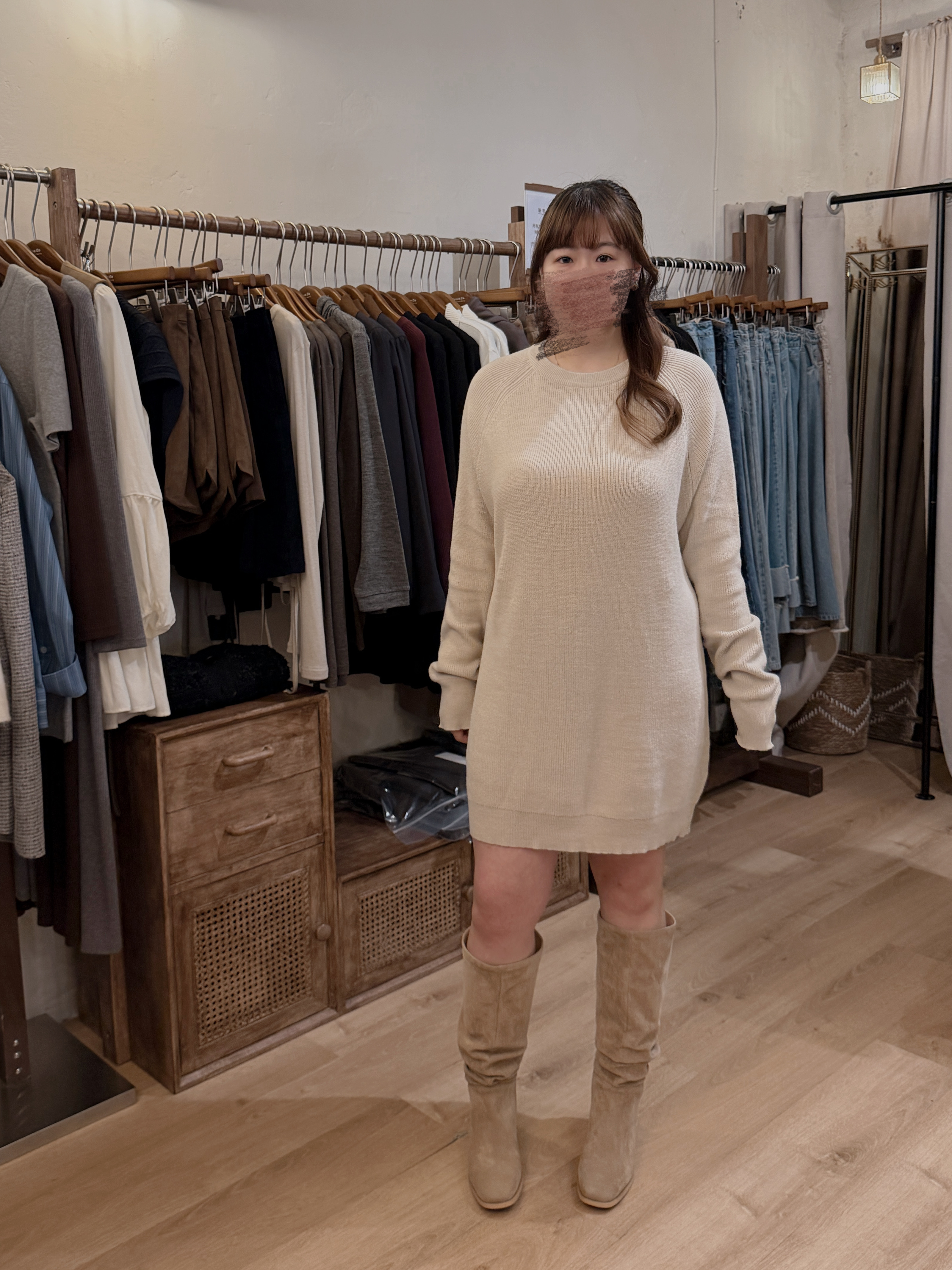 7281 淺杏中長線衫