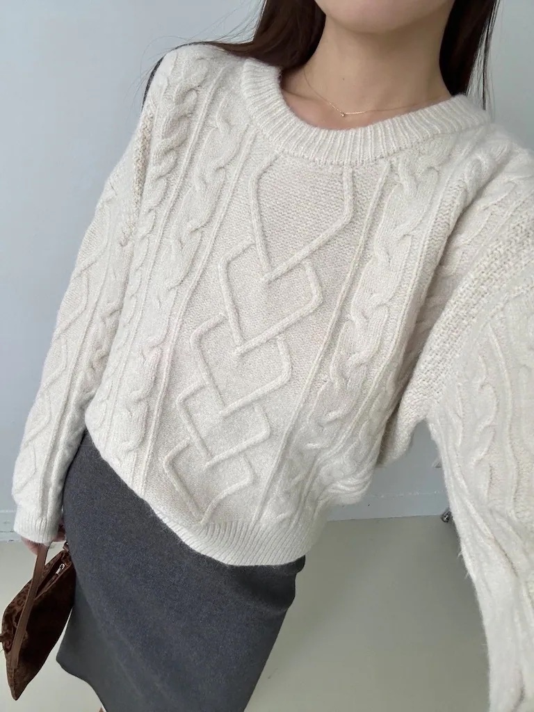 小麻花圓領針織毛衣