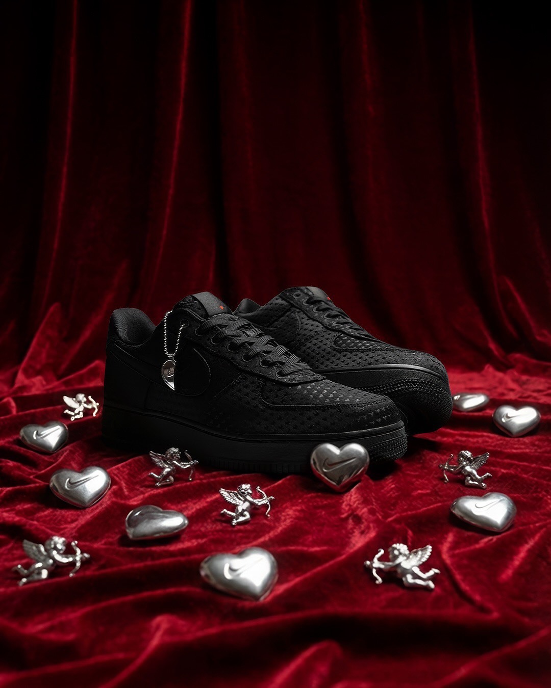Nike Air Force 1 Retro "Valentine's Day" 情人節限定情侶款 Triple Black 2026-IB6836001