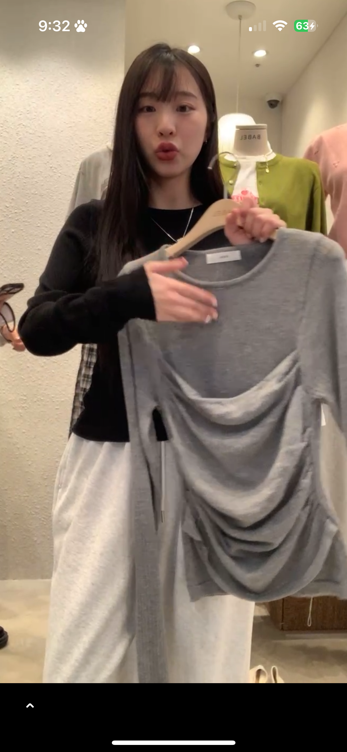 前垂墜造型上衣