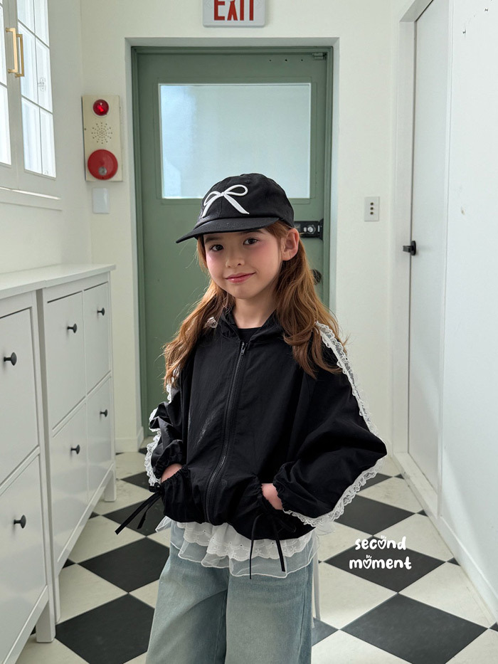 正韓春second moment  兩色甜美蕾絲連帽外套