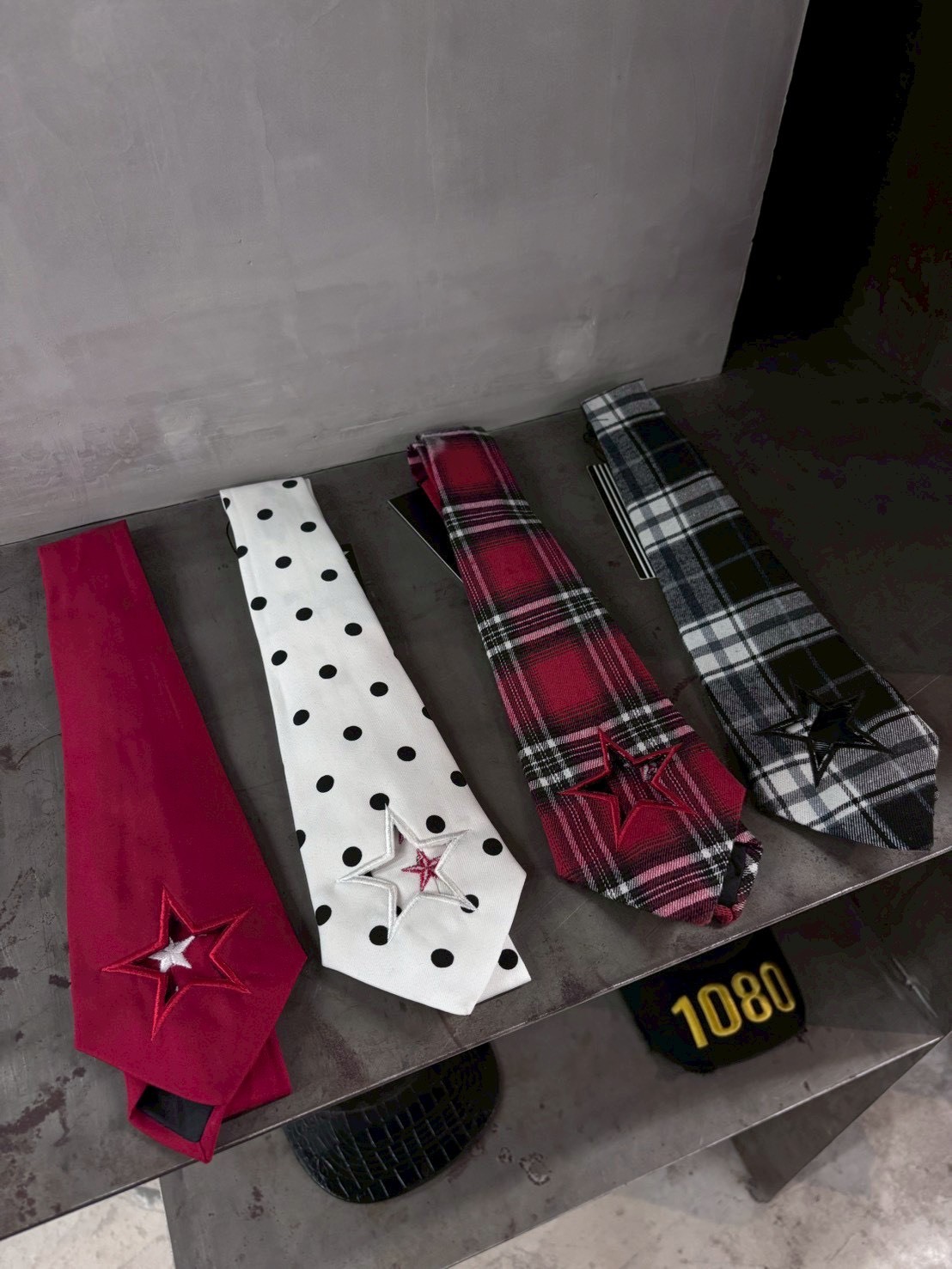 【越南連線】PHONCHAY STAR TIE 4色 STARTIE