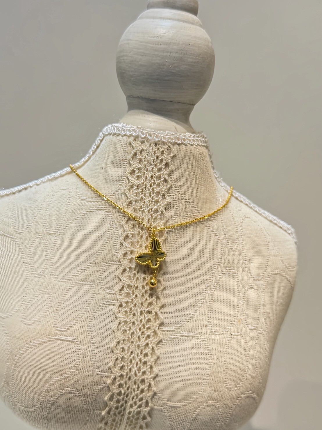 鏡面款蝴蝶套鍊