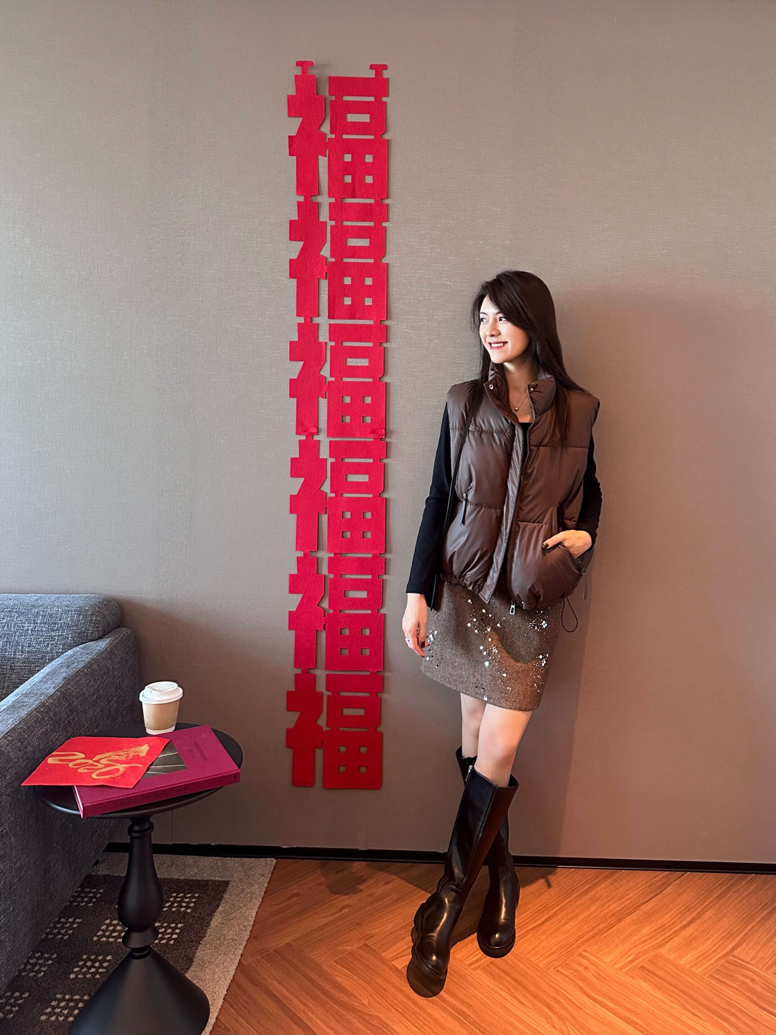 Sequin-Embellished Tweed Midi Skirt_SK262L19