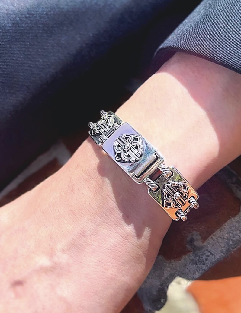 戰甲手鍊 – 蟠雲