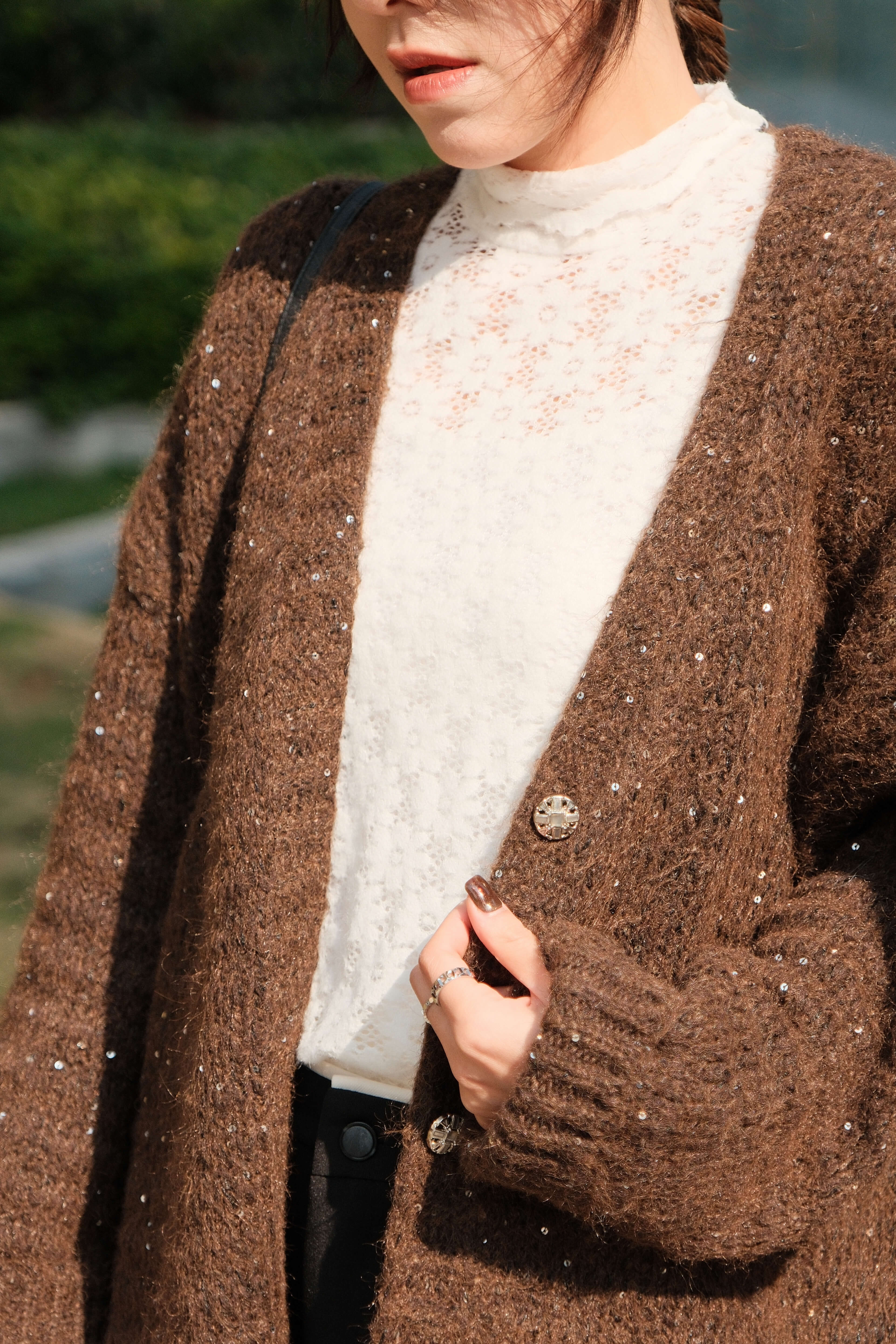 Turtleneck Lace Puff Sleeve Top_TP2312L06B