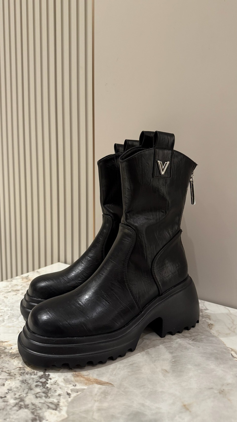 弧線指揮官’Pitch arc—彈力短靴