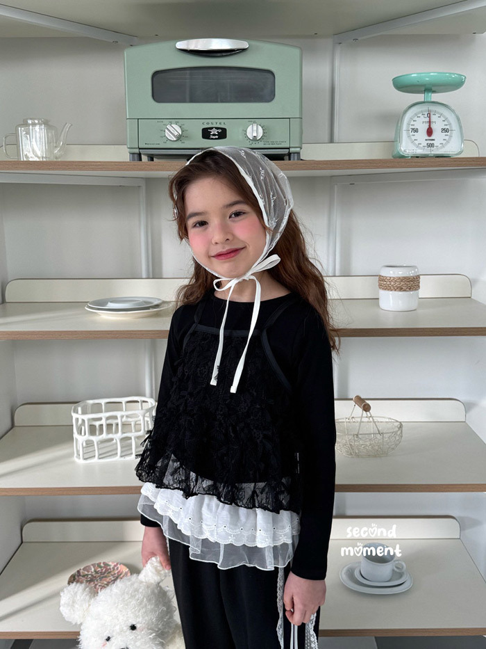 正韓春second moment  兩色羽毛感罩衫