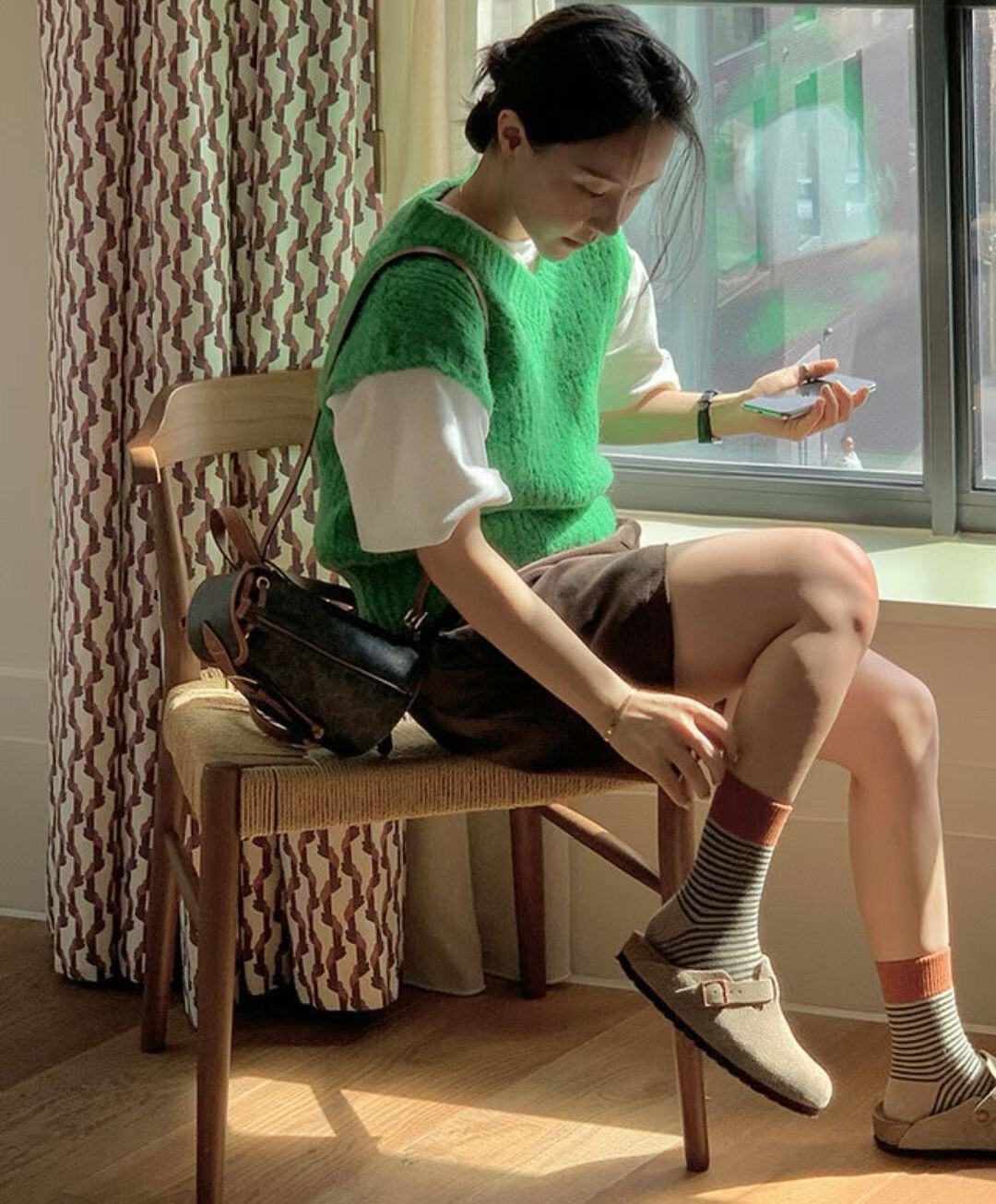 ETNA 拼接撞色條紋彩色中筒襪(特)