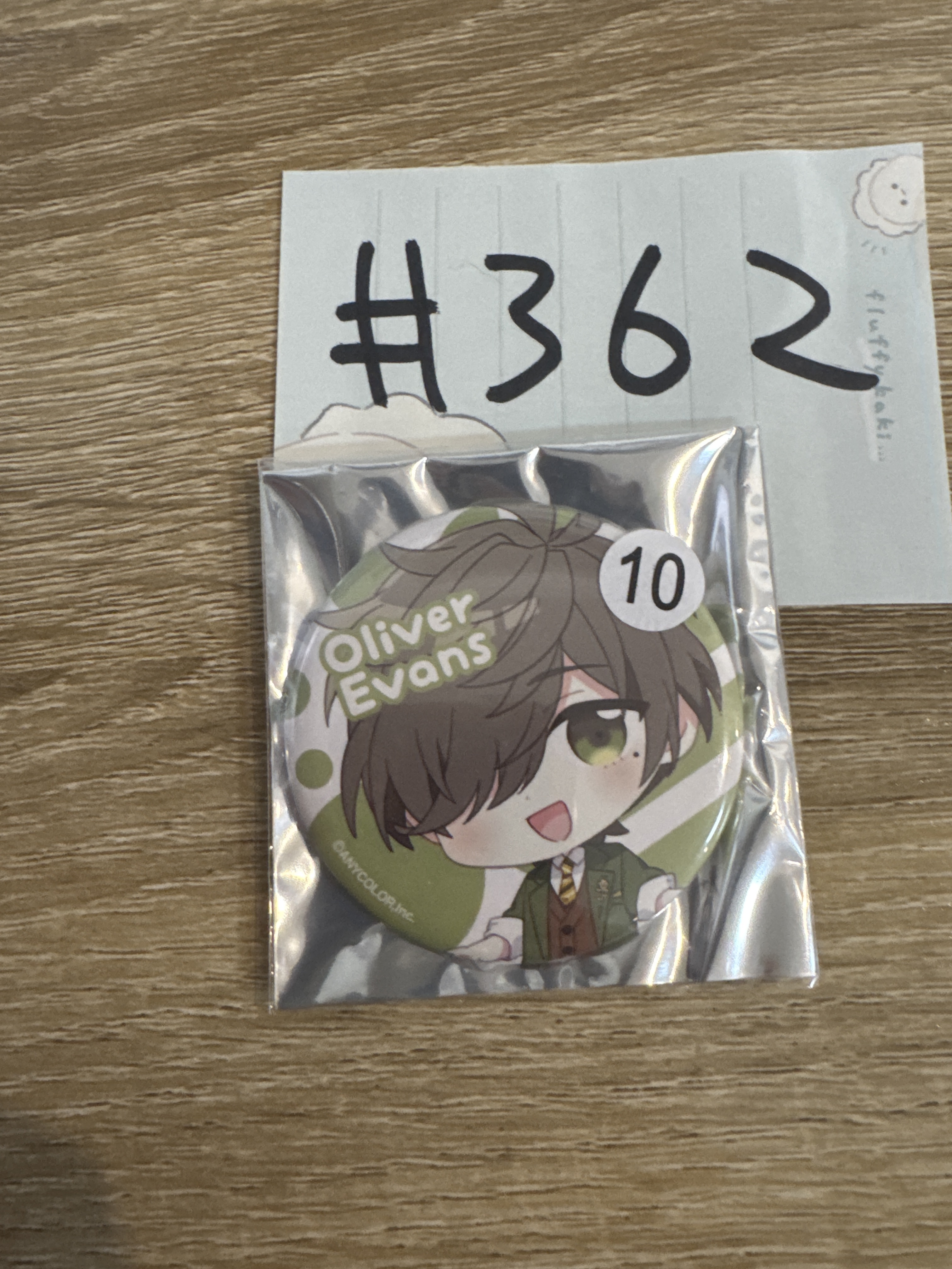 彩虹社 OLIVER 襟章#362