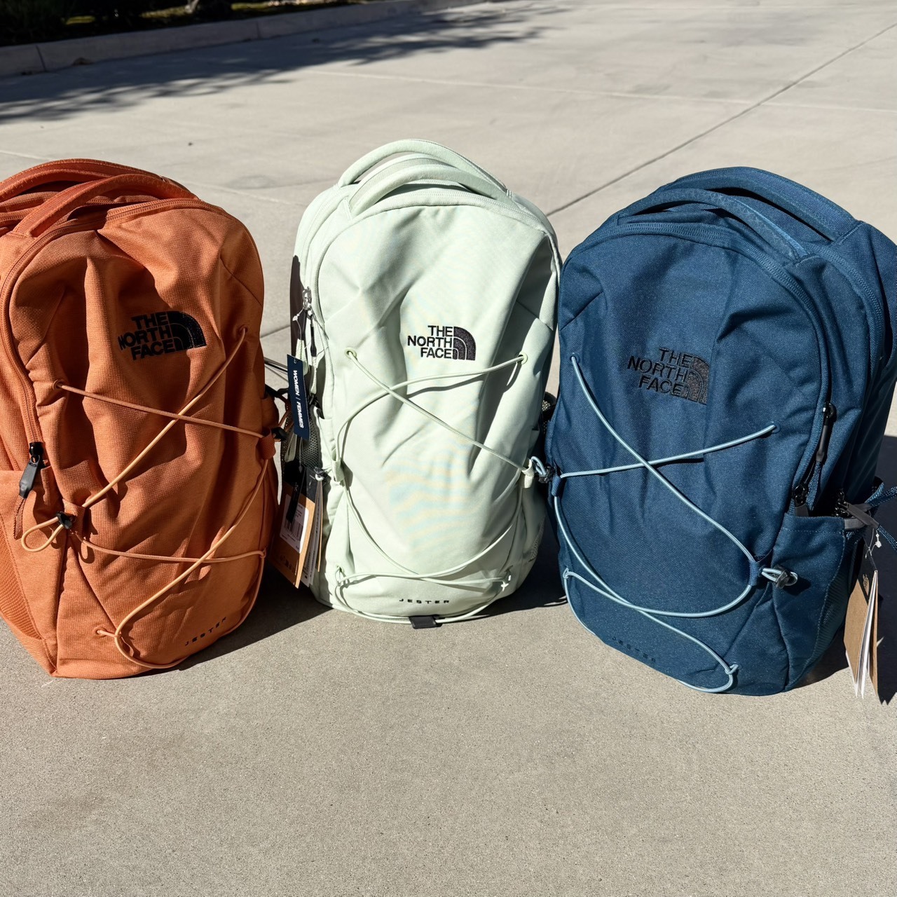 The North Face Jester Backpack 北臉 透氣 減壓 後背包 四色