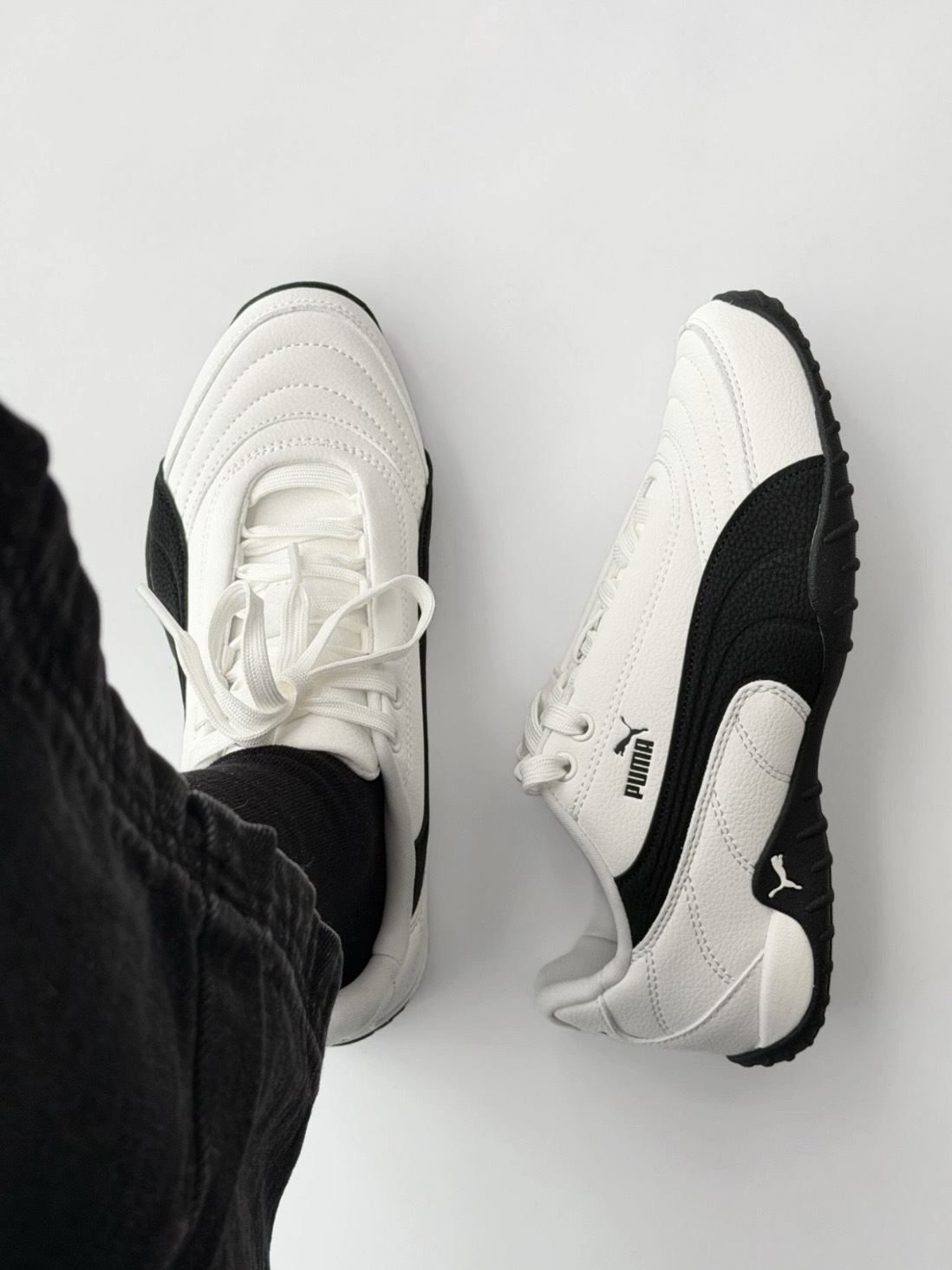 <情人節限定款💌 > PUMA Novacat Luxe 荔枝紋皮革球鞋  情侶鞋 經典白