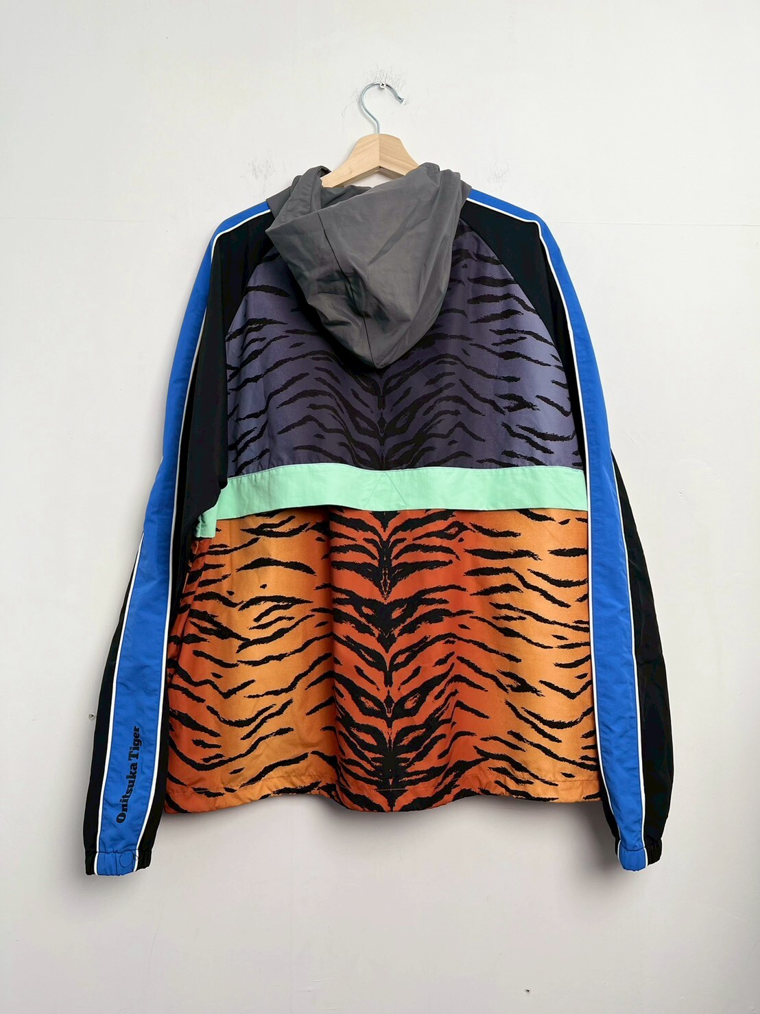 ONITSUKA TIGER Nylon Blouson Limited Edition SIZE XL