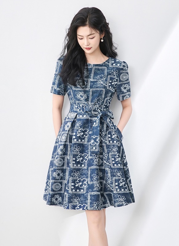 藍染繡花短袖洋裝 藍色