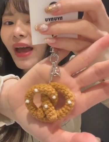 NU5520 針織蝴蝶餅掛飾 *特價* (充值購物金不適用)