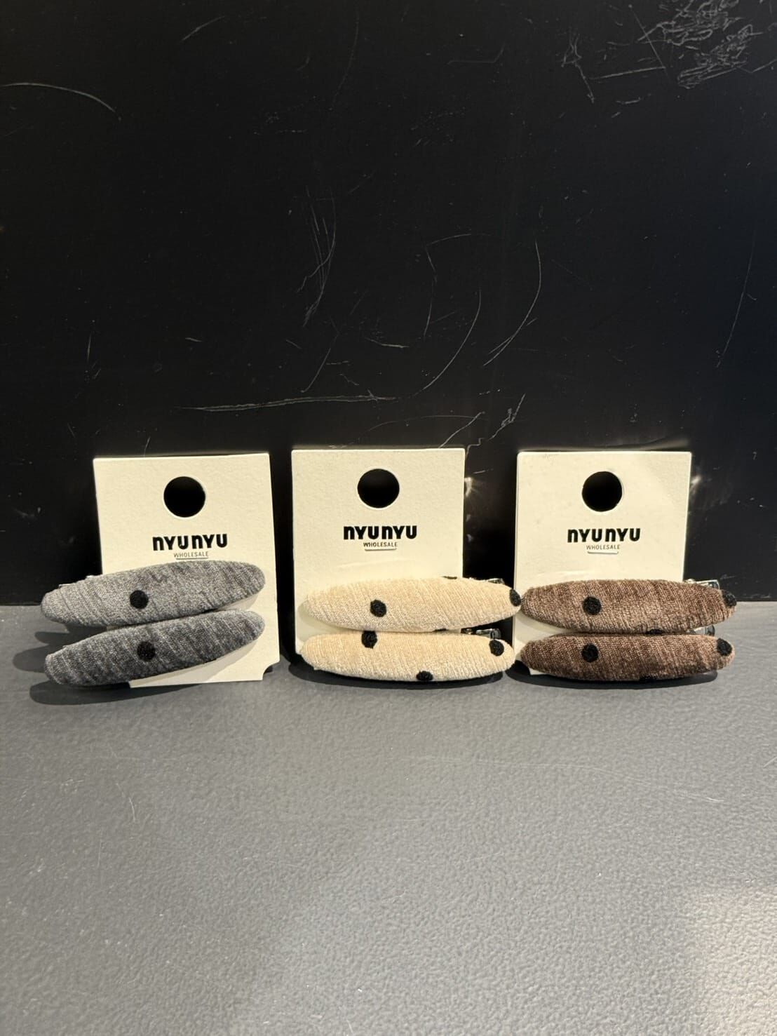 NU5517 絲絨波點髮夾 *特價* (充值購物金不適用)