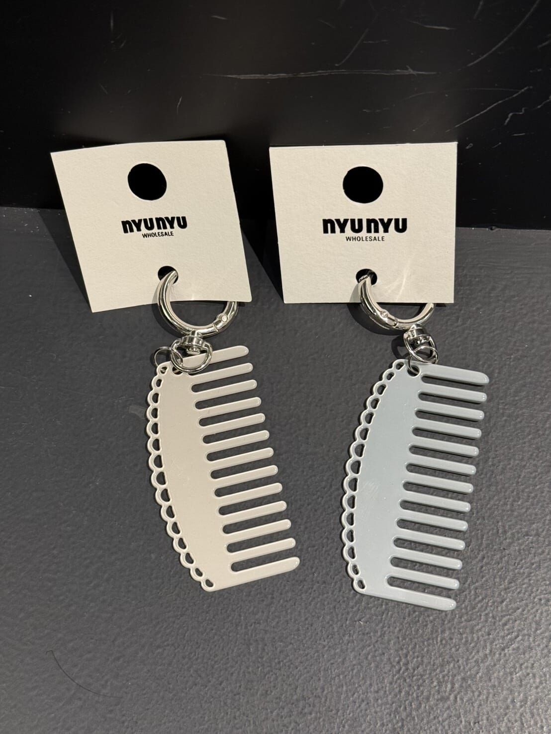 NU5523 花邊迷你梳掛飾 *特價* (充值購物金不適用)