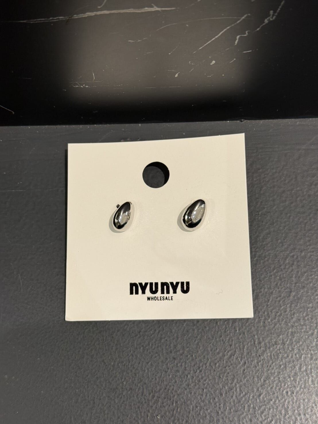 NU5572 水滴耳環 *特價* (充值購物金不適用)