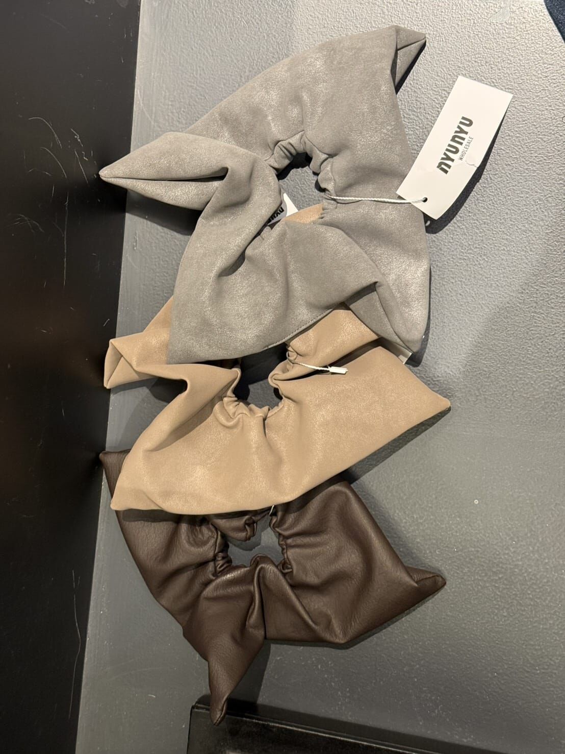 NU5573 方巾仿皮髮圈 *特價* (充值購物金不適用)