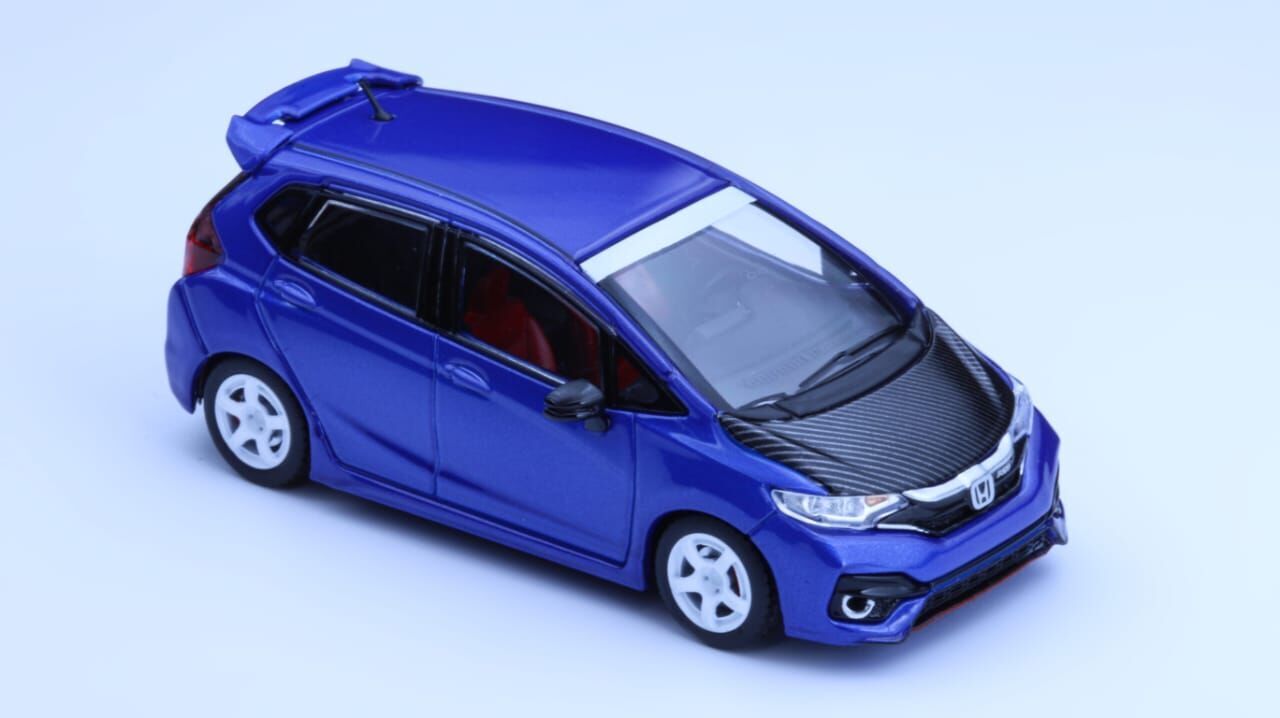 PO-$140 * MICRO GARAGE * 1:64 HONDA FIT GK5 RS METALLIC BLUE (原色頭冚)