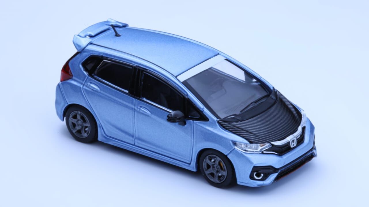PO-$140 * MICRO GARAGE * 1:64 HONDA FIT GK5 RS ICE BLUE (原色頭冚)