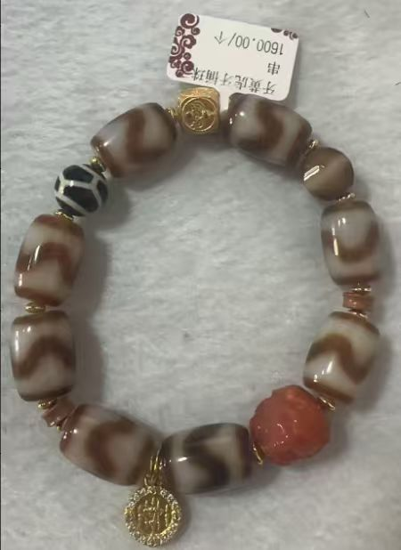 0205XZ98-西藏天珠-牙黄虎牙桶珠（A98）